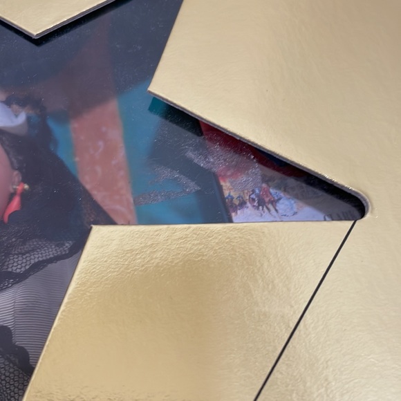 Hollywood Legend Scarlett O’Hara Barbie - Picture 5 of 6